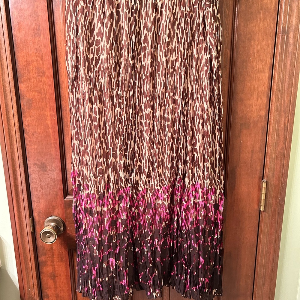 MARISOTA Tan and Brown Pleated Maxi Skirt for Casual Resort Wear. US Size 18